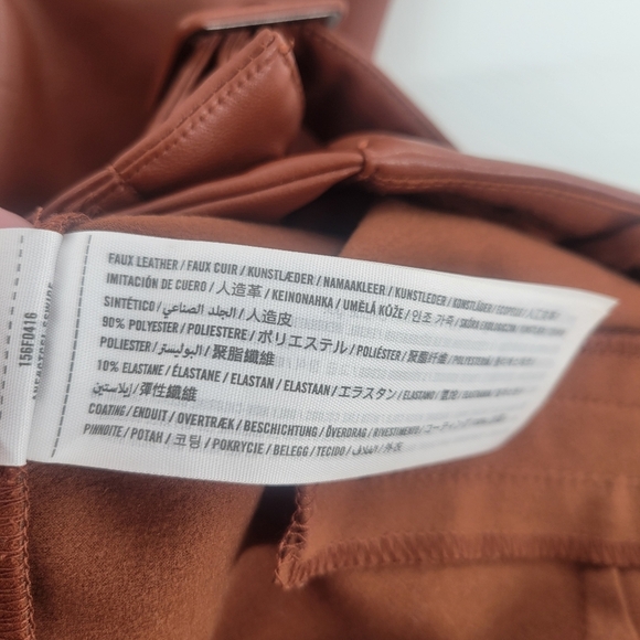A&F Faux Leather Pant with Belt Size M - Picture 6 of 7